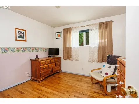 12169 SE Ogden Court Portland OR 97266