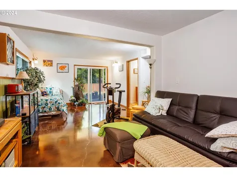 12169 SE Ogden Court Portland OR 97266