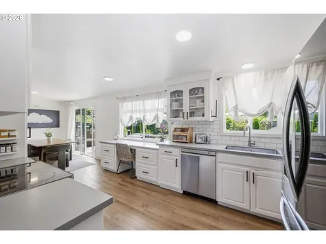 562 Warrington Avenue Eugene OR 97404