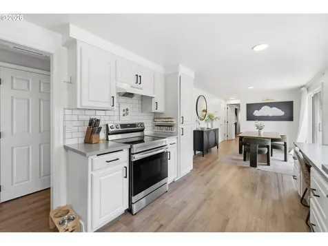 562 Warrington Avenue Eugene OR 97404