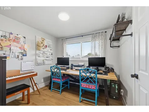 562 Warrington Avenue Eugene OR 97404