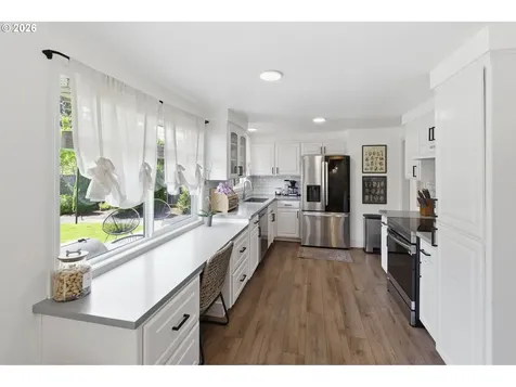 562 Warrington Avenue Eugene OR 97404