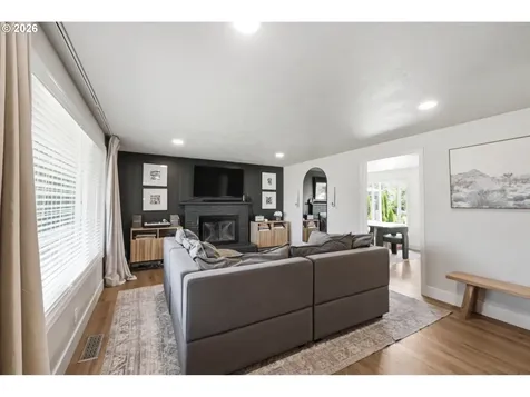 562 Warrington Avenue Eugene OR 97404