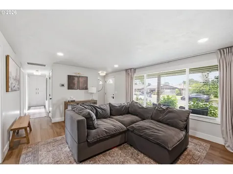 562 Warrington Avenue Eugene OR 97404