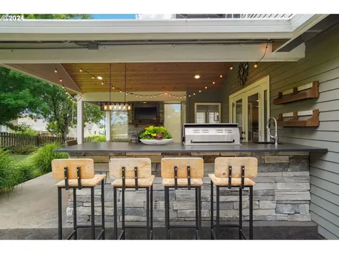 2922 Laurelwood Court Nw Salem OR 97304