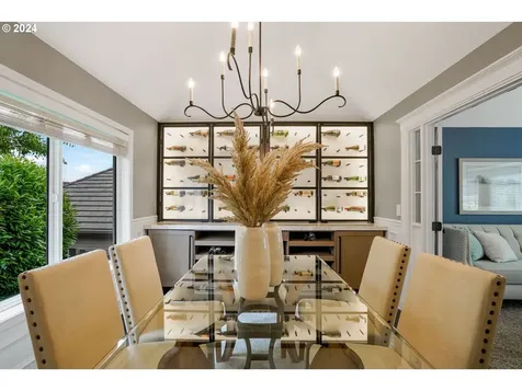 2922 Laurelwood Court Nw Salem OR 97304