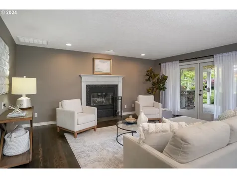 2922 Laurelwood Court Nw Salem OR 97304