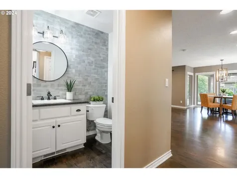 2922 Laurelwood Court Nw Salem OR 97304