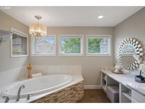 2922 Laurelwood Court Nw Salem OR 97304