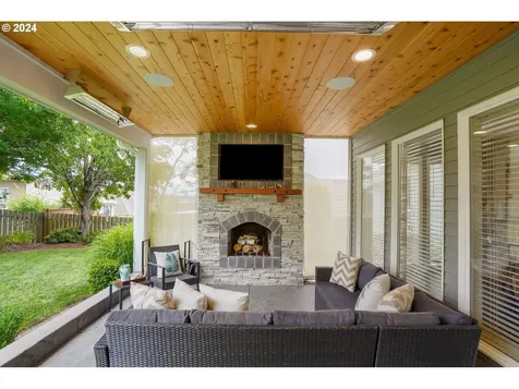 2922 Laurelwood Court Nw Salem OR 97304
