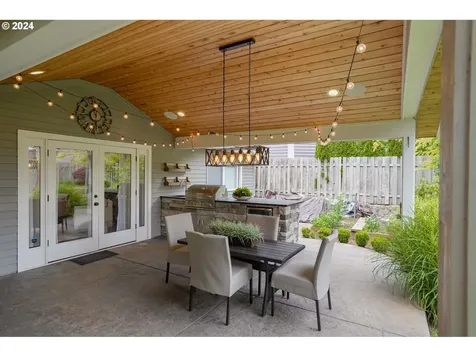 2922 Laurelwood Court Nw Salem OR 97304
