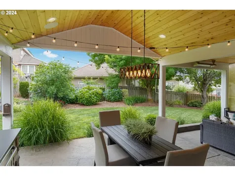 2922 Laurelwood Court Nw Salem OR 97304