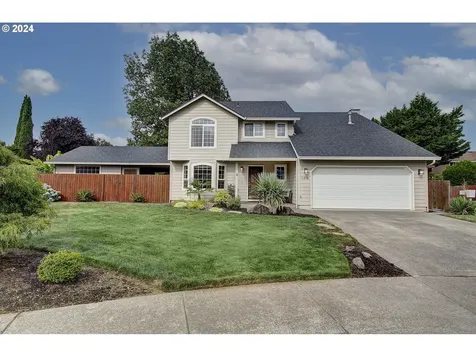 11216 NW 25th Court Vancouver WA 98685