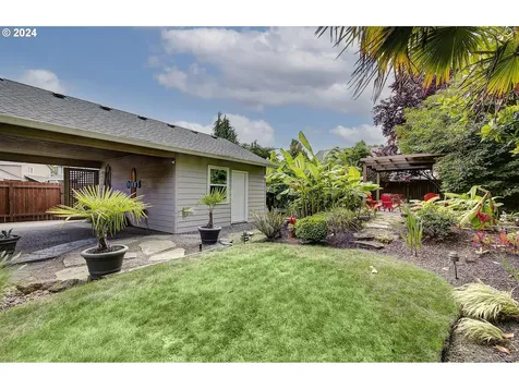 11216 NW 25th Court Vancouver WA 98685