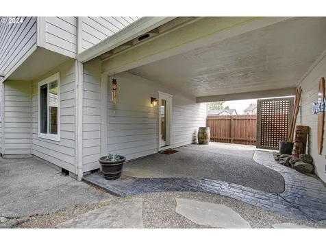 11216 NW 25th Court Vancouver WA 98685