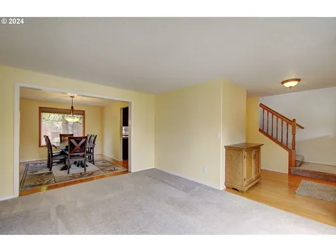 11216 NW 25th Court Vancouver WA 98685