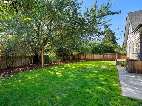 1110 B Street Washougal WA 98671