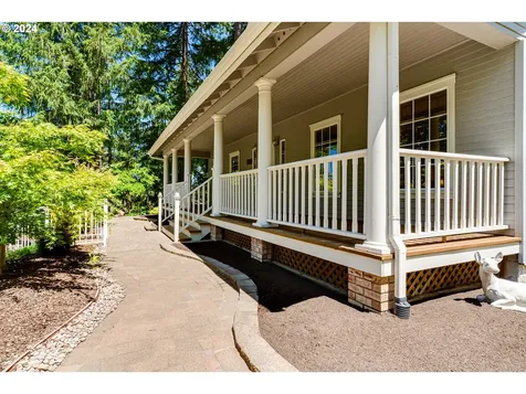 1103 S 68th Place Springfield OR 97478