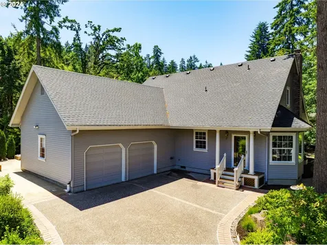 1103 S 68th Place Springfield OR 97478