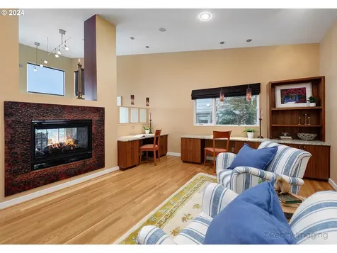 400 NW Maywood Drive Portland OR 97210