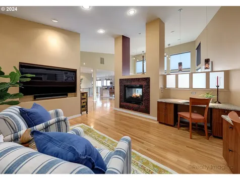 400 NW Maywood Drive Portland OR 97210