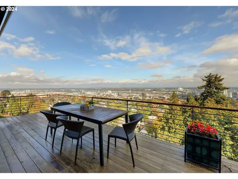 400 NW Maywood Drive Portland OR 97210