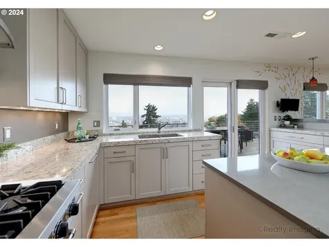 400 NW Maywood Drive Portland OR 97210