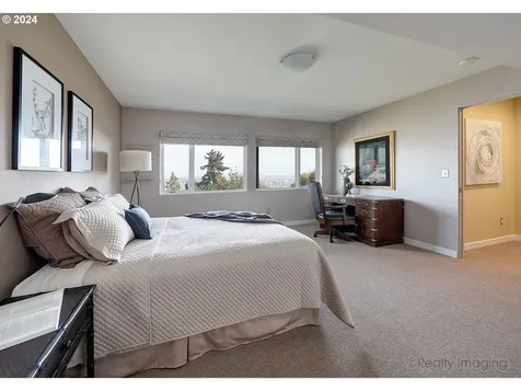 400 NW Maywood Drive Portland OR 97210