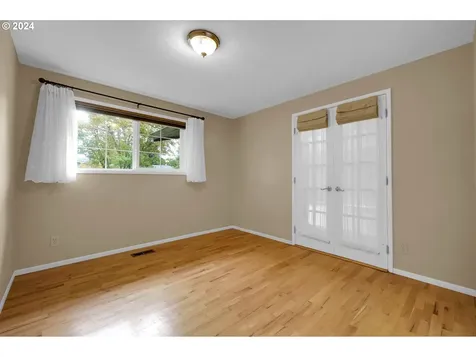 99 Wedgewood Drive Eugene OR 97404