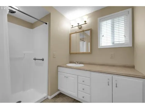 99 Wedgewood Drive Eugene OR 97404