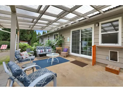 99 Wedgewood Drive Eugene OR 97404