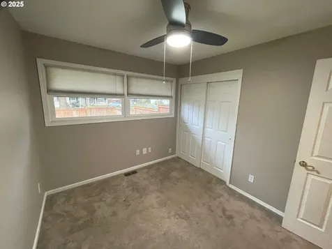 905 NE 131st Place Portland OR 97230