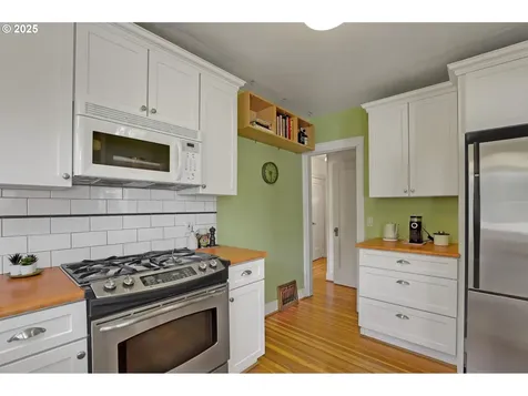 4105 NE 74th Avenue Portland OR 97218