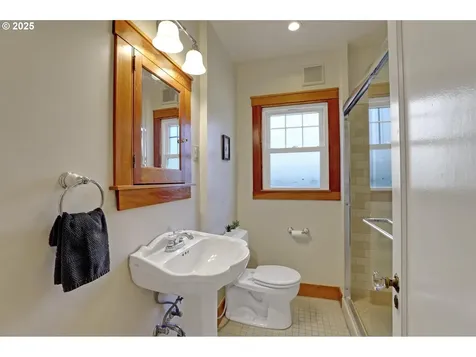 4105 NE 74th Avenue Portland OR 97218