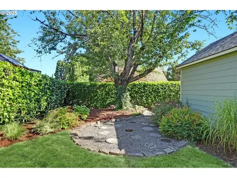 4105 NE 74th Avenue Portland OR 97218