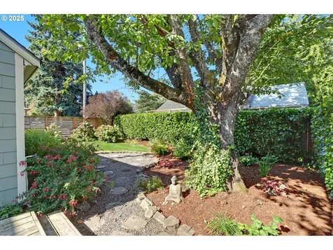 4105 NE 74th Avenue Portland OR 97218
