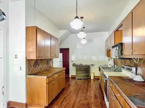 955 Bryan Street Woodburn OR 97071