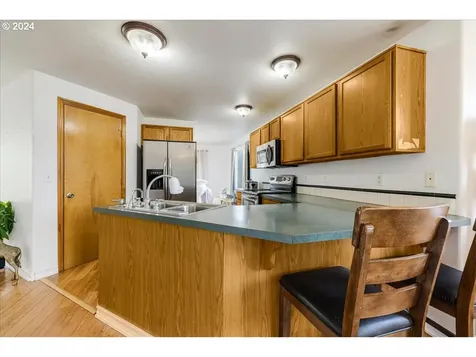 792 16th Street Lafayette OR 97127