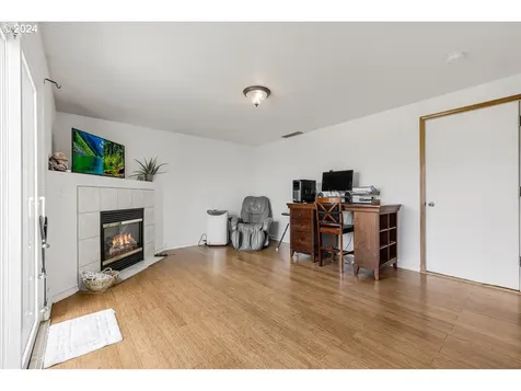 792 16th Street Lafayette OR 97127
