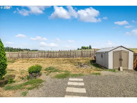 792 16th Street Lafayette OR 97127