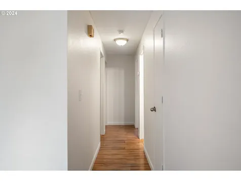 12704 NE 38th Circle Vancouver WA 98682