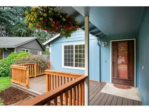 12704 NE 38th Circle Vancouver WA 98682