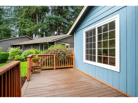 12704 NE 38th Circle Vancouver WA 98682