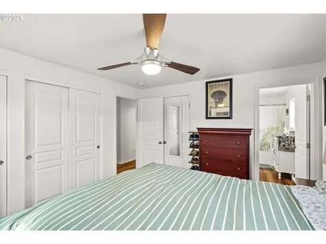 1895 Adelman Loop Eugene OR 97402
