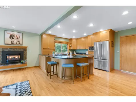 2360 Valley View Drive West Linn OR 97068