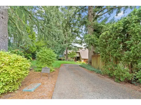 2360 Valley View Drive West Linn OR 97068