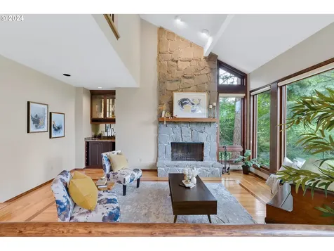2360 Valley View Drive West Linn OR 97068