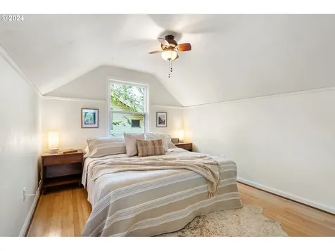5734 Ne Mallory Avenue Portland OR 97211