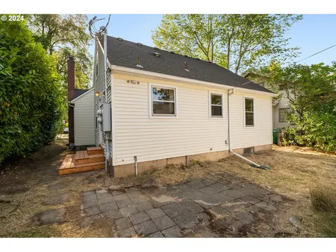 5734 Ne Mallory Avenue Portland OR 97211