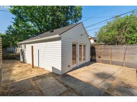5734 Ne Mallory Avenue Portland OR 97211